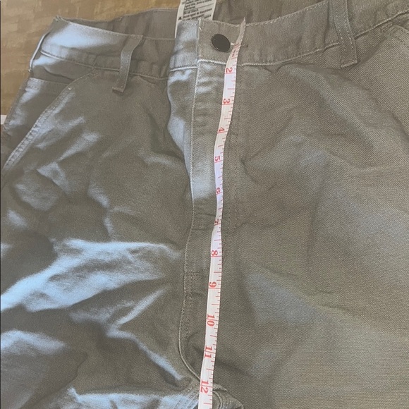 Carhartt Gray Cargo Shorts Versatile and Durable - Picture 12 of 12